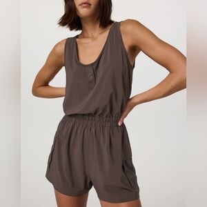 Vuori Villa Utility Romper - Java - Size Medium